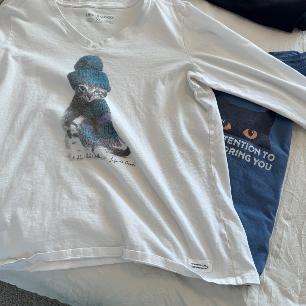 Bundled lot of 2 LIFE IS GOOD V Neck Graphic T Shirts / Women's XL - Picture 3 of 8